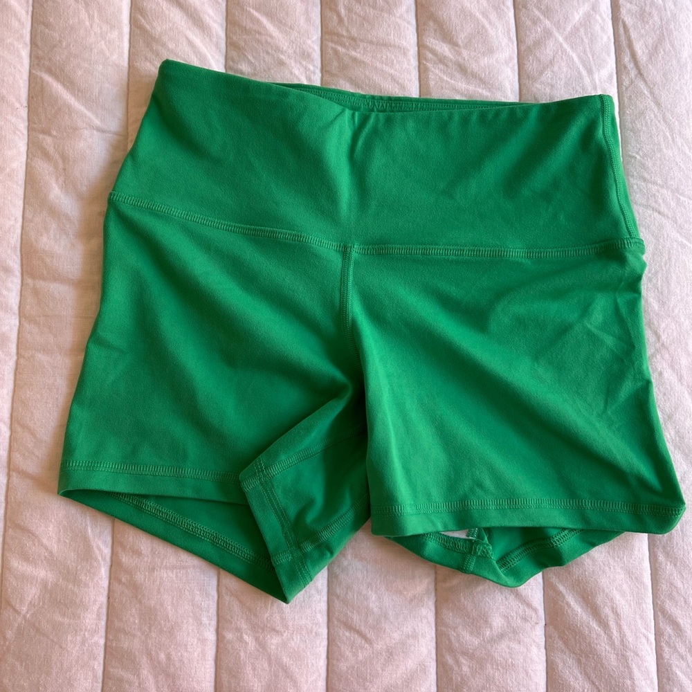 Fleo Shorts